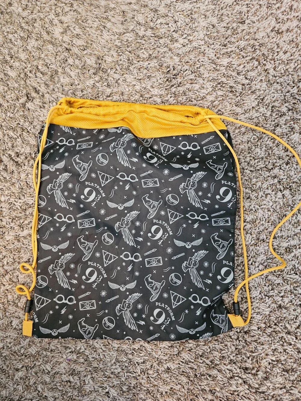 Build-a-Bear Workshop Harry Potter Drawstring Bag Plush Backpack Yellow Black